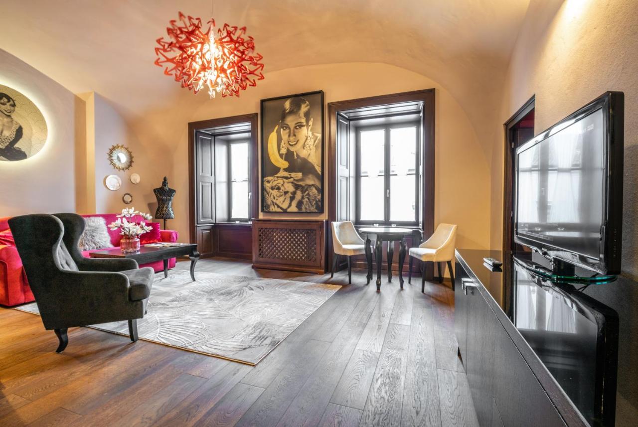Chateau Appony Buitenkant foto